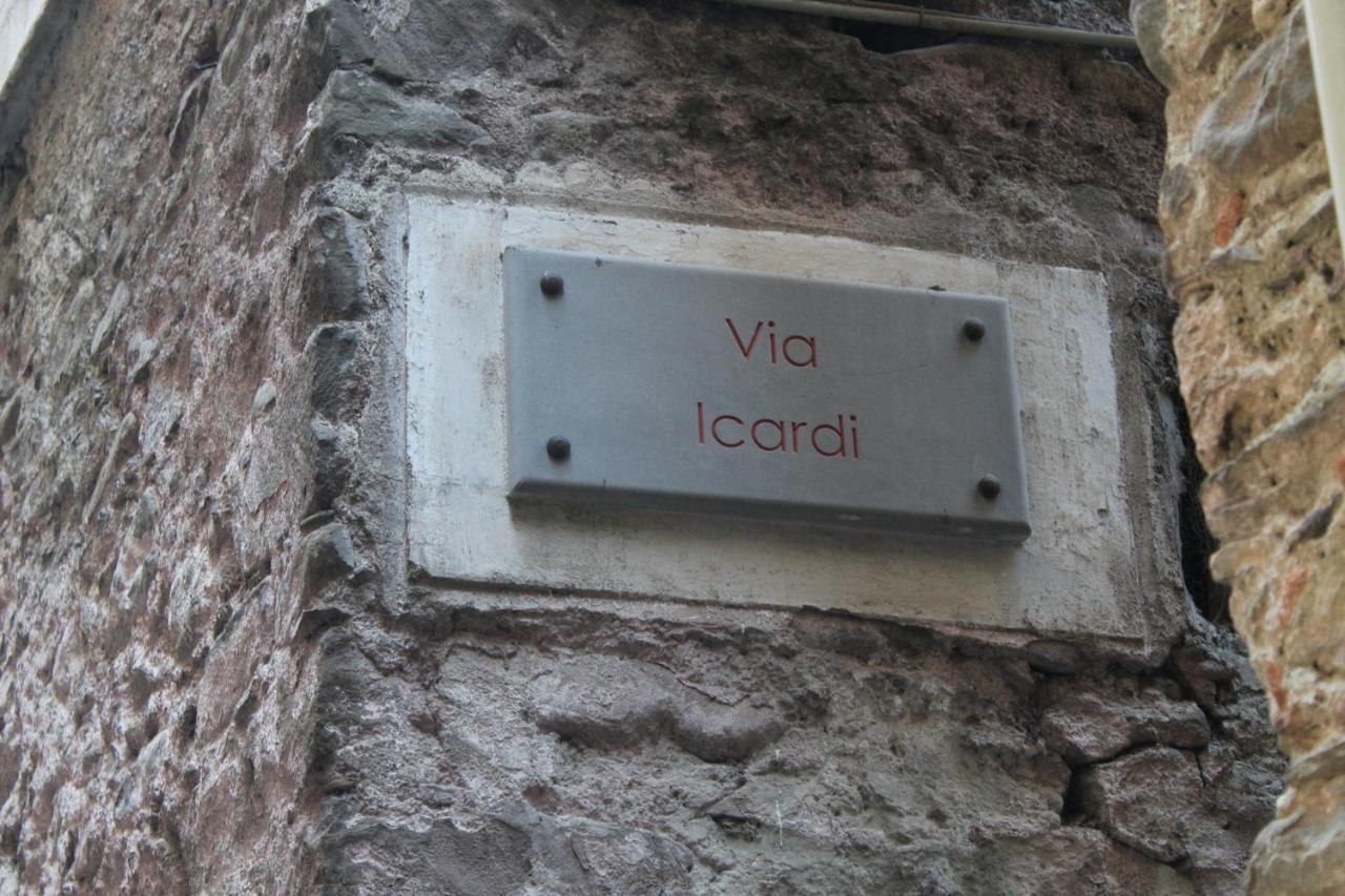 A Casa Di Fede Apartamento Dolceacqua Exterior foto